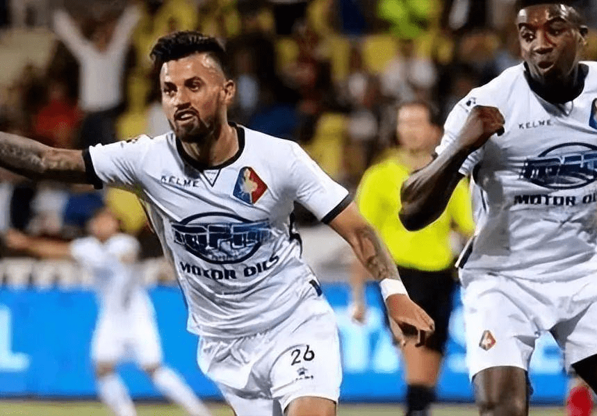 中距离终结 中距离终结